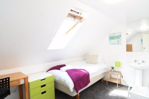 Photo 14- click for photo gallery